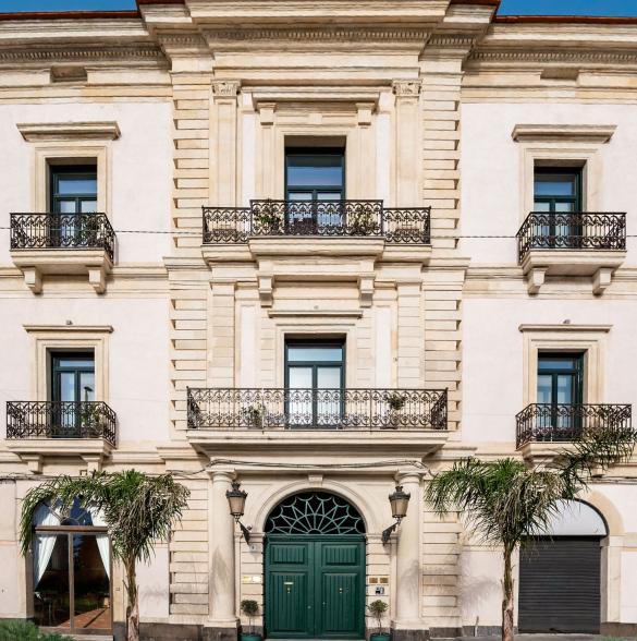 260904-albergo